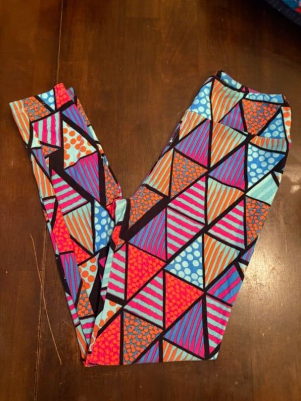 LuLaRoe Leggings size OS vintage hard to find classic high waisted yoga band